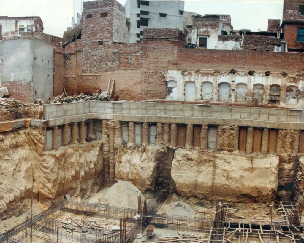 Pile Retaining Walls Faqir Plaza Lahore